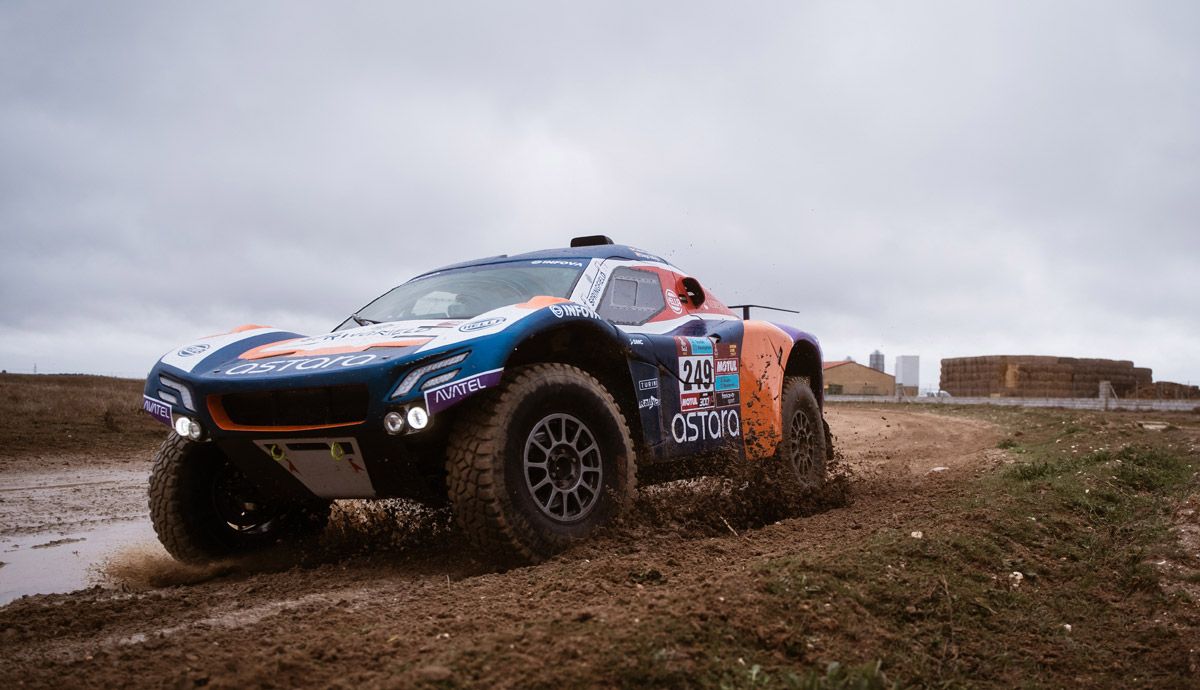 Nos ponemos al volante del Astara 01 Concept con el que Óscar Fuertes y Diego Vallejo corrieron el Rally Dakar 2022