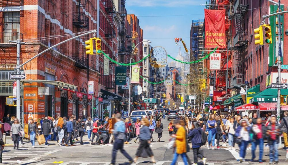 La pequeña Italia, en Lower Manhattan. El crecimiento demográfico de EEUU ha sido abrumador. La pequeña Italia, en Lower Manhattan. El crecimiento demográfico de EEUU ha sido abrumador.