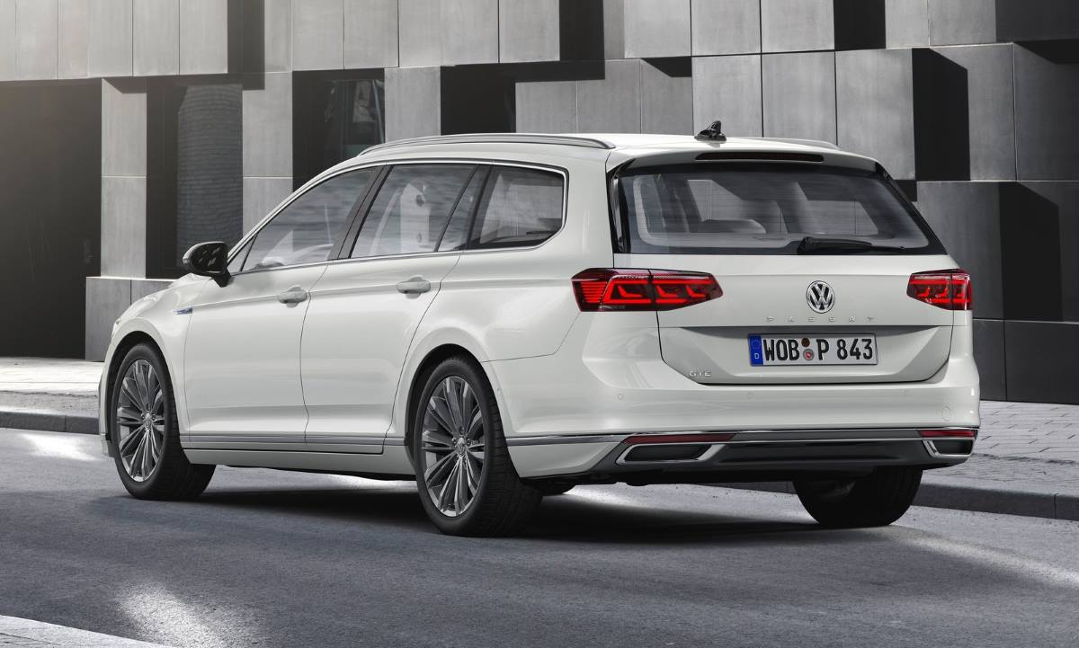 VW Passat Variant GTE