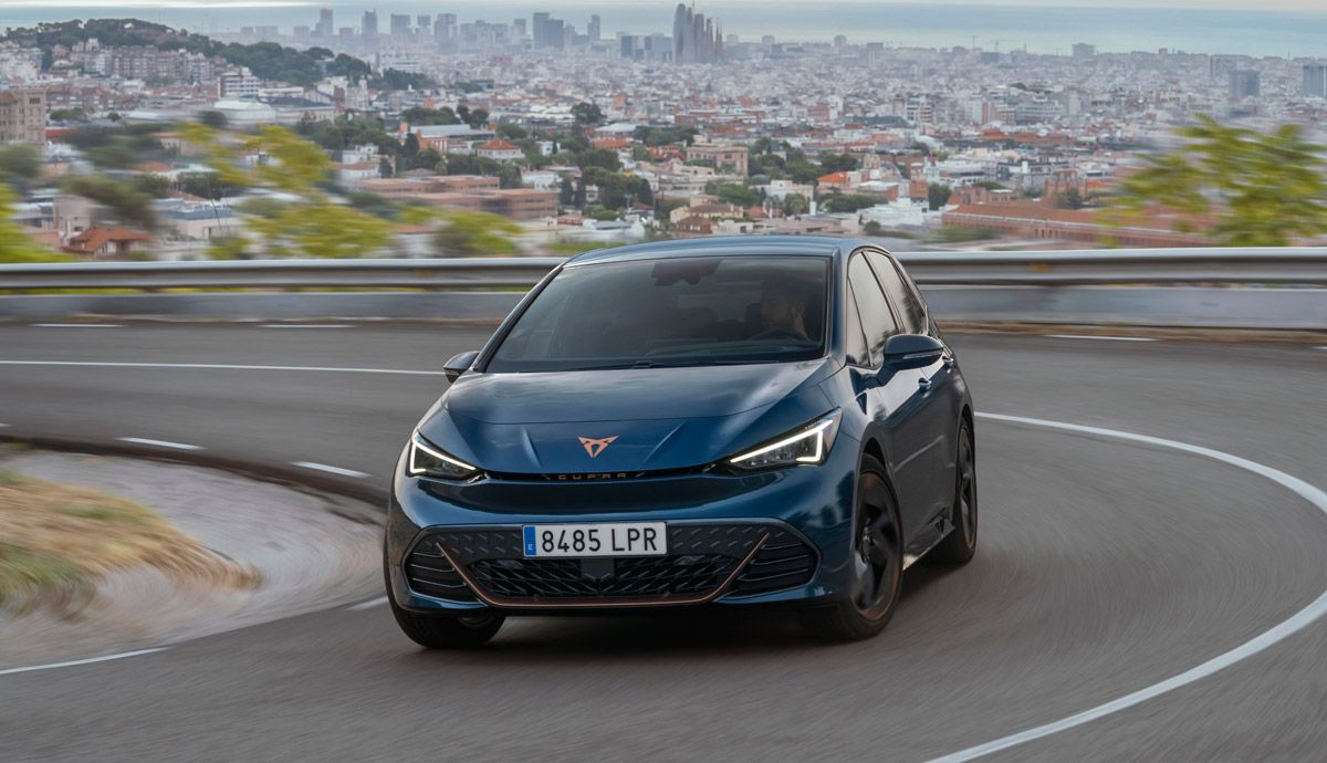 El Cupra Born estrena una nueva versión llamada e Boost.