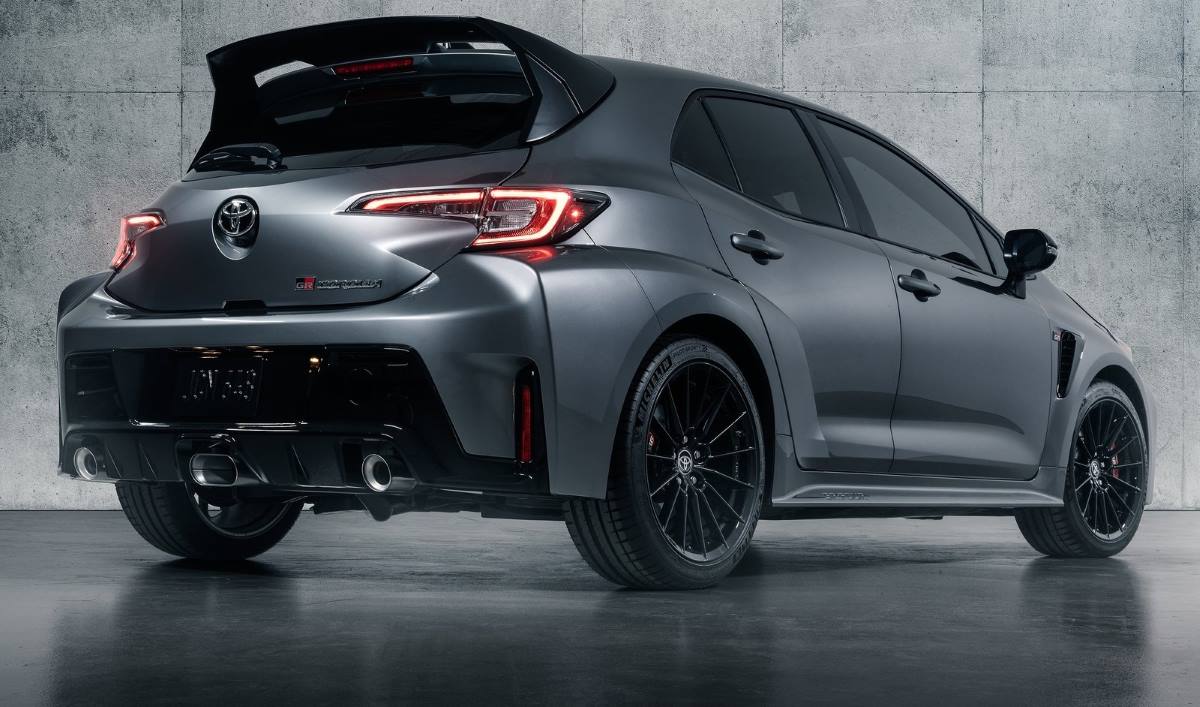 Toyota GR Corolla 2023 8