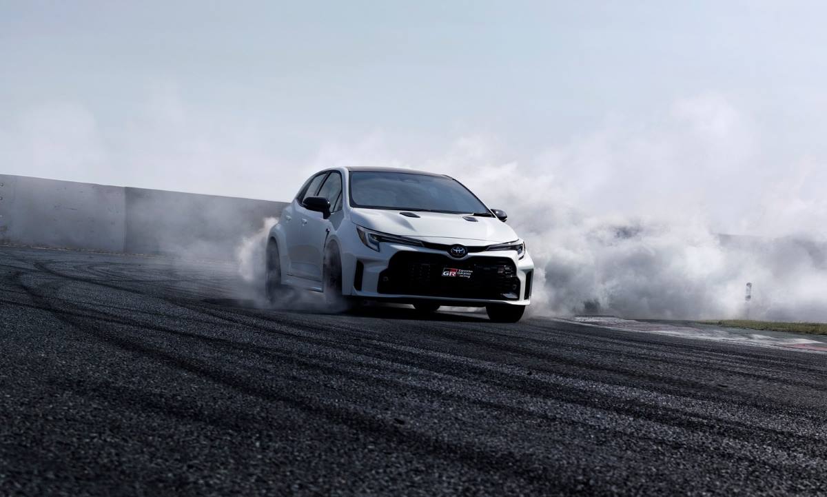 Toyota GR Corolla 2023 10