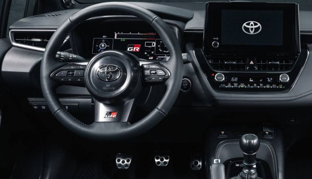 Toyota GR Corolla 2023 11 Toyota GR Corolla 2023 11