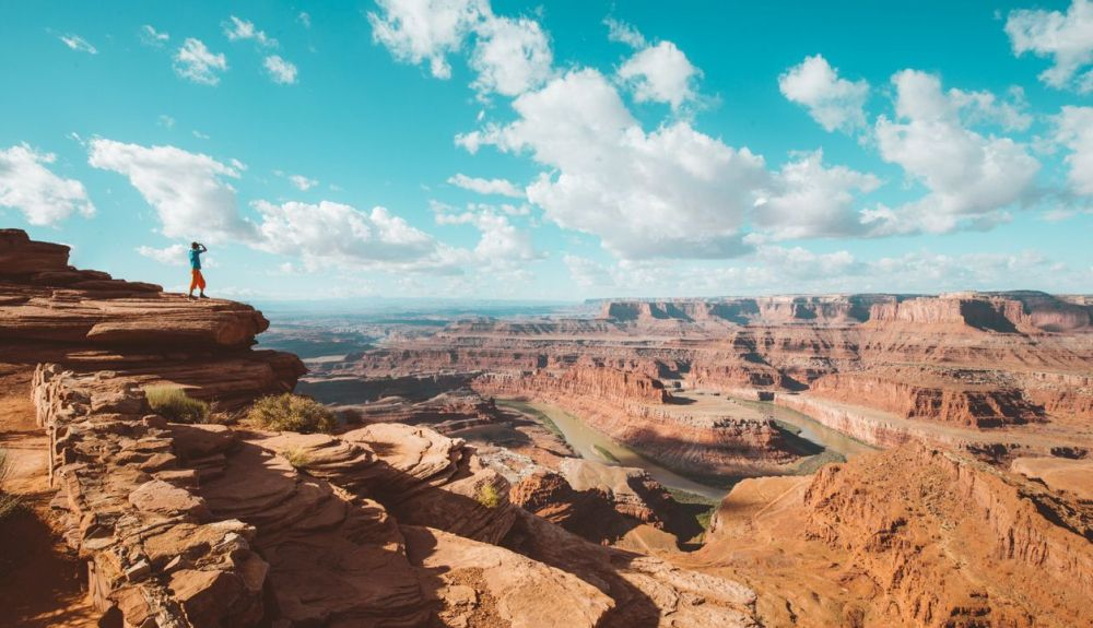 El Gran Cañon está considerado una de las siete maravillas del mundo. El Gran Cañon está considerado una de las siete maravillas del mundo.