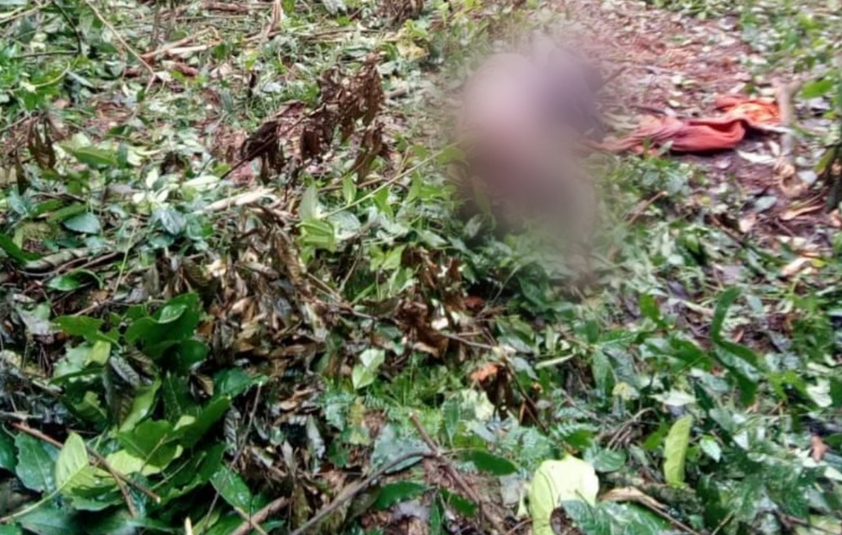 Un hombre batwa asesinado por guardaparques en uno de los espantosos sucesos detallados en el informe.