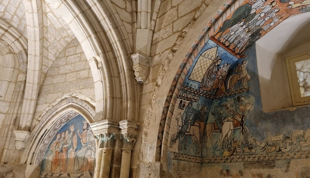 DEtalle de la capilla de Santa María de Valbuena.