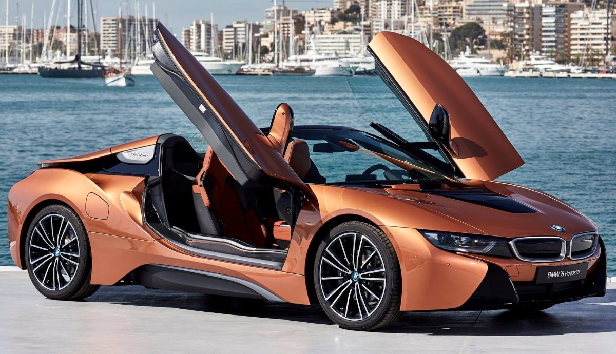 BMW i8 Roadster 1