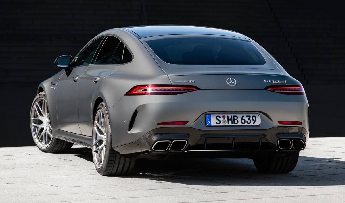Mercedes AMG GT 63S 2