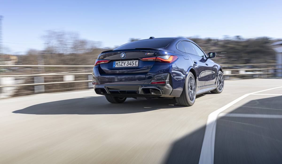 BMW i4 xDrive M50 AH 42