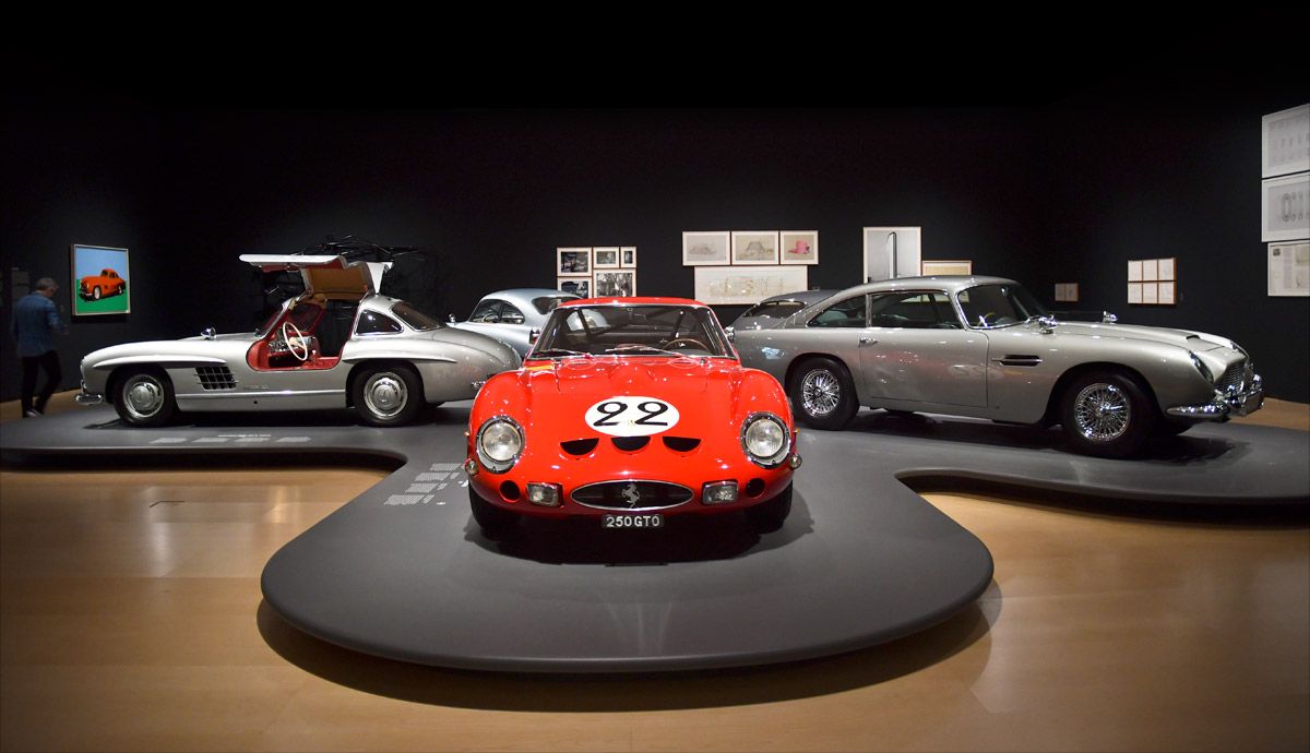 Exposición “Motion: Autos, art & architecture by Norman Foster” en el Guggenheim.