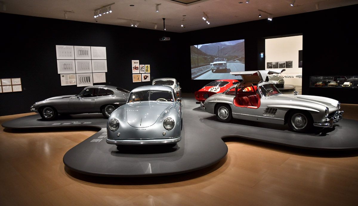 Exposición “Motion: Autos, art & architecture by Norman Foster” en el Guggenheim.