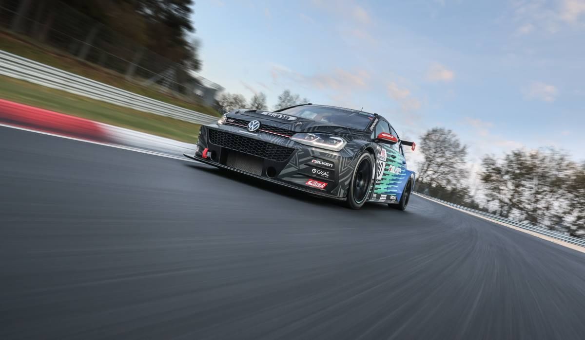 Golf TCR 015