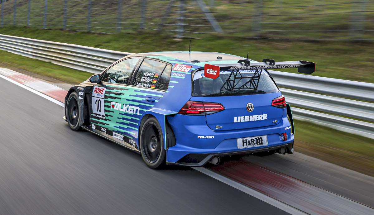 VW Golf GTI TCR 1