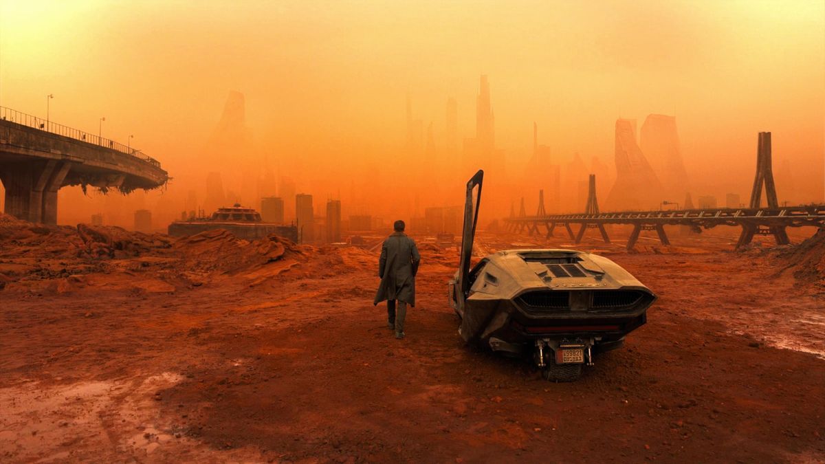 Escena de Blade Runner 2049, una película reciente del género ciberpunk.