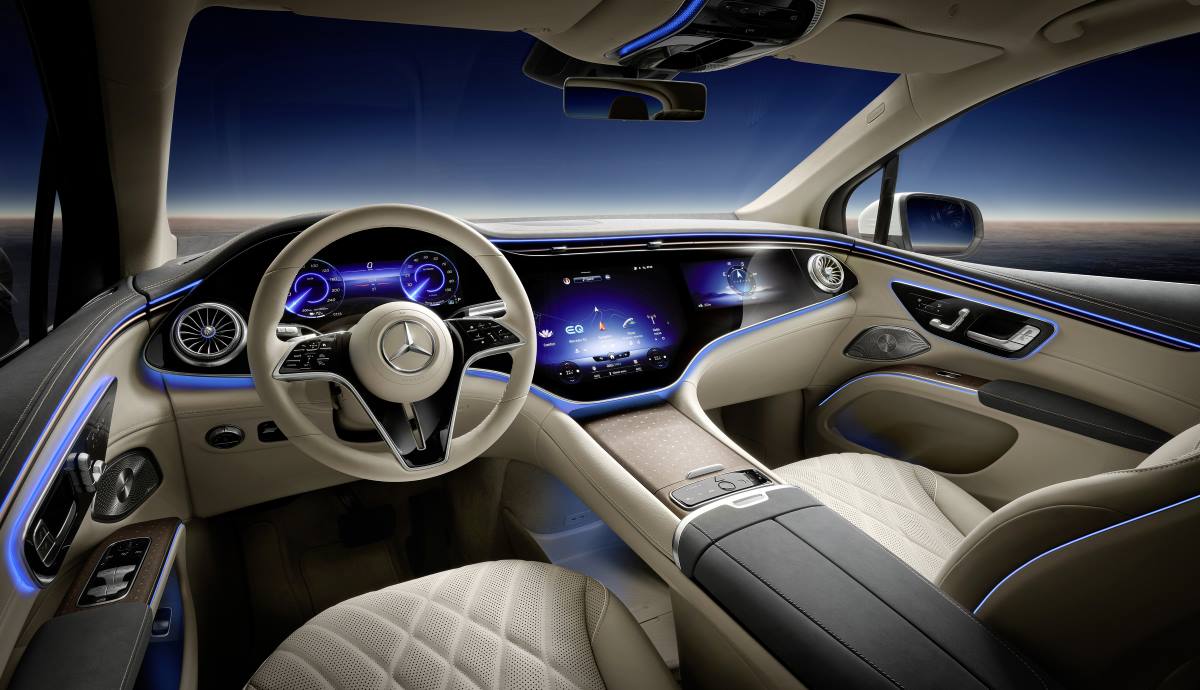 Mercedes EQS SUV 2023 7