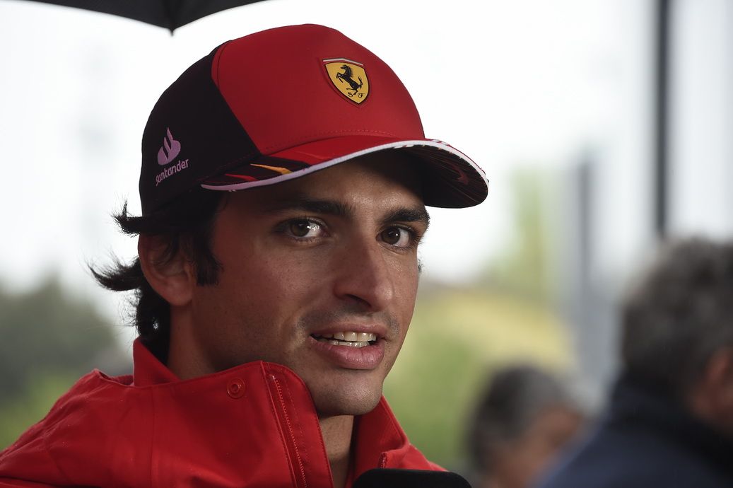 Carlos Sainz ha renovado con Ferrari hasta finales de 2024