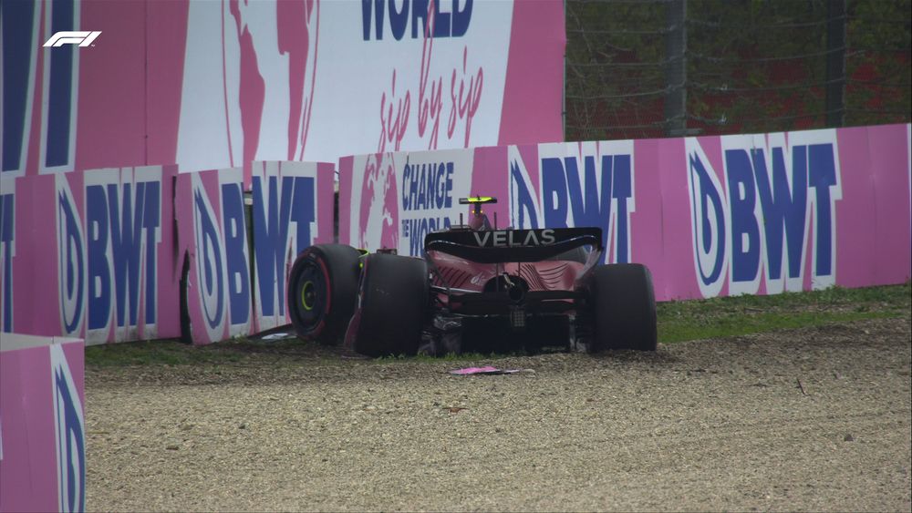 Accidente de Carlos Sainz (Ferrari) en la Q2 que provocó la bandera roja