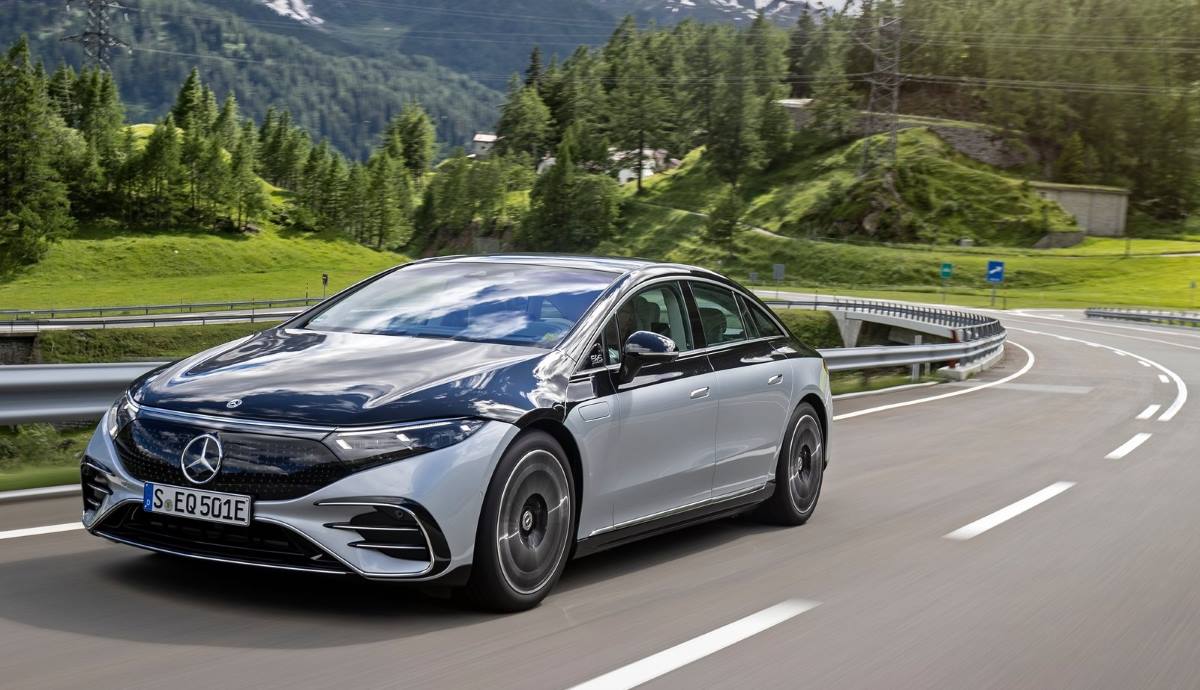 Mercedes EQS 2