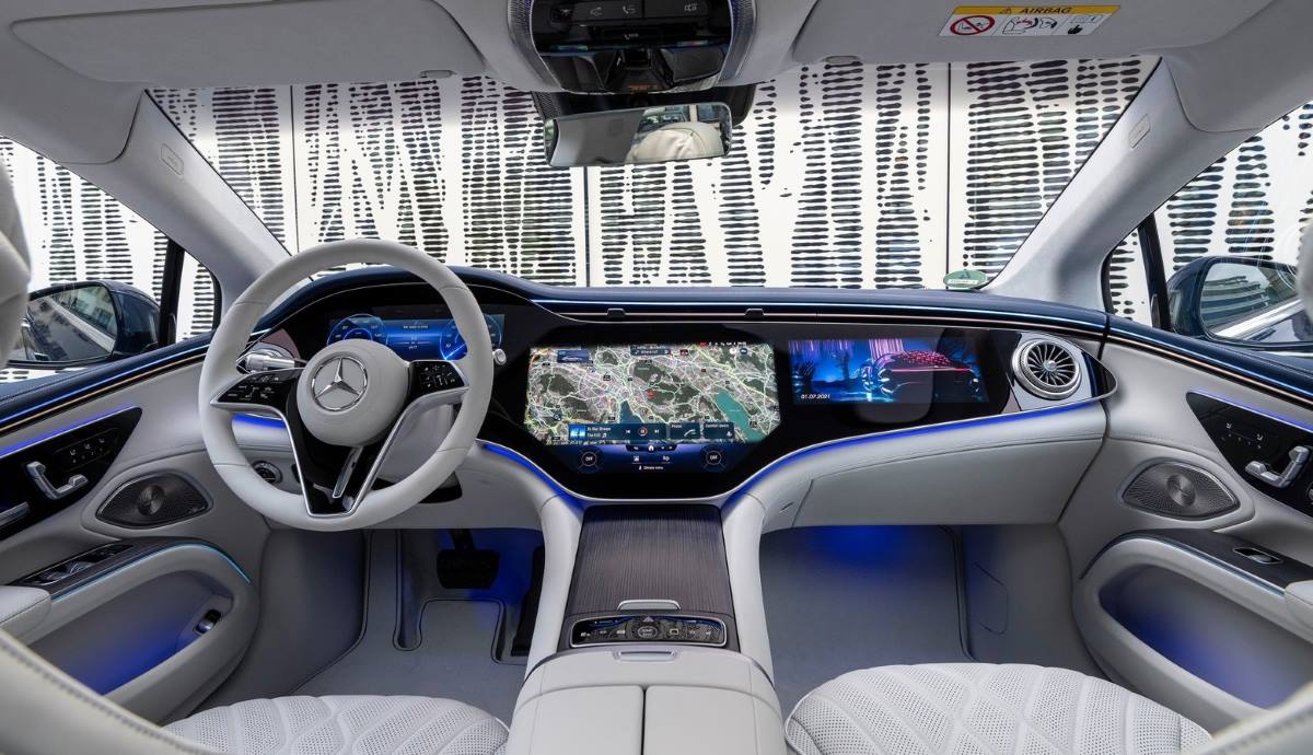 Mercedes EQS 7
