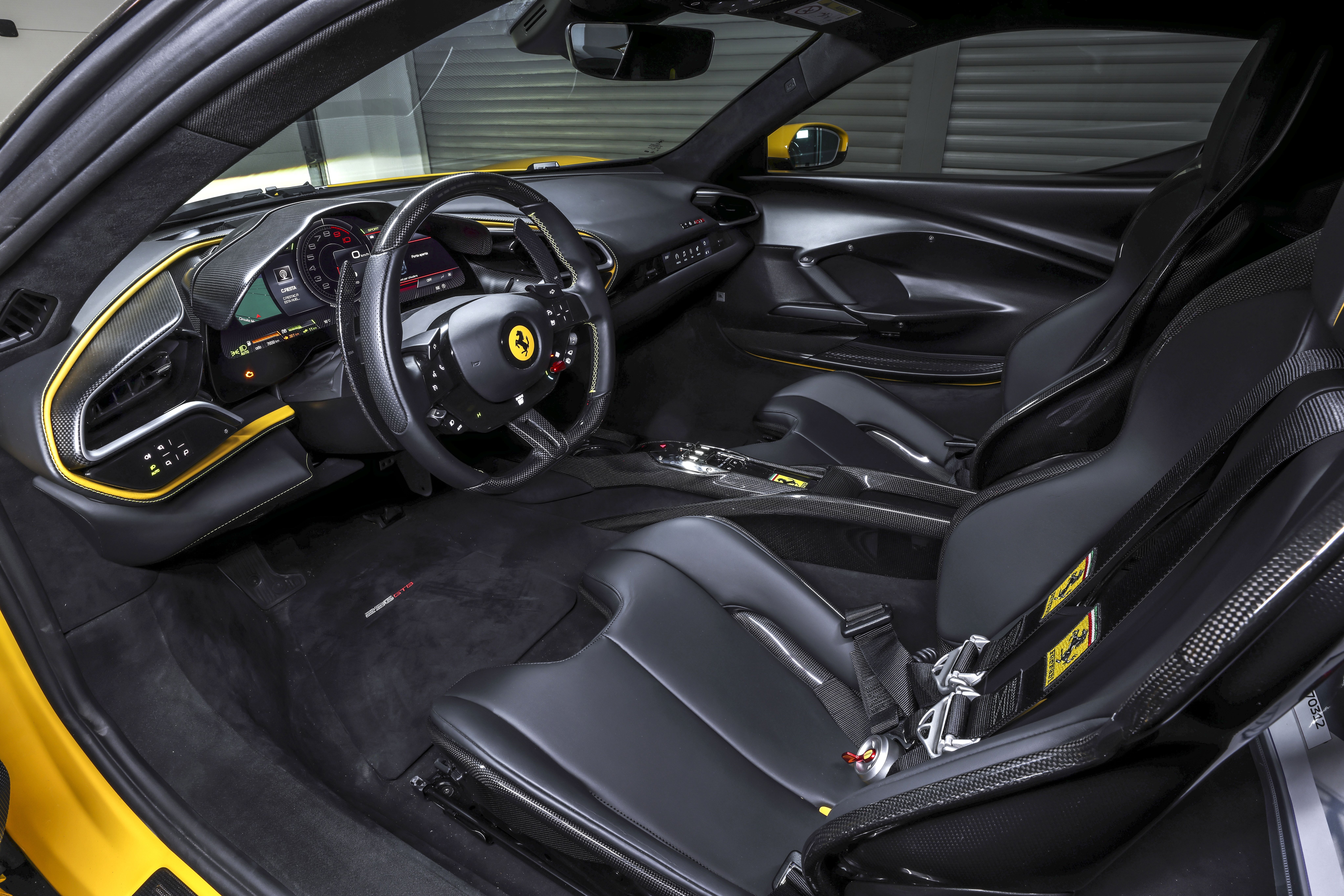 FERRARI 296 GTB