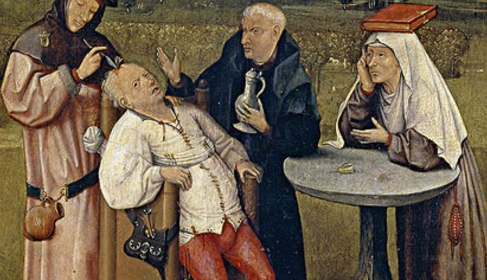 En la antigüedad, se pensaba que la trepanación era un tratamiento para diversas dolencias, como lesiones en la cabeza. En la antigüedad, se pensaba que la trepanación era un tratamiento para diversas dolencias, como lesiones en la cabeza.