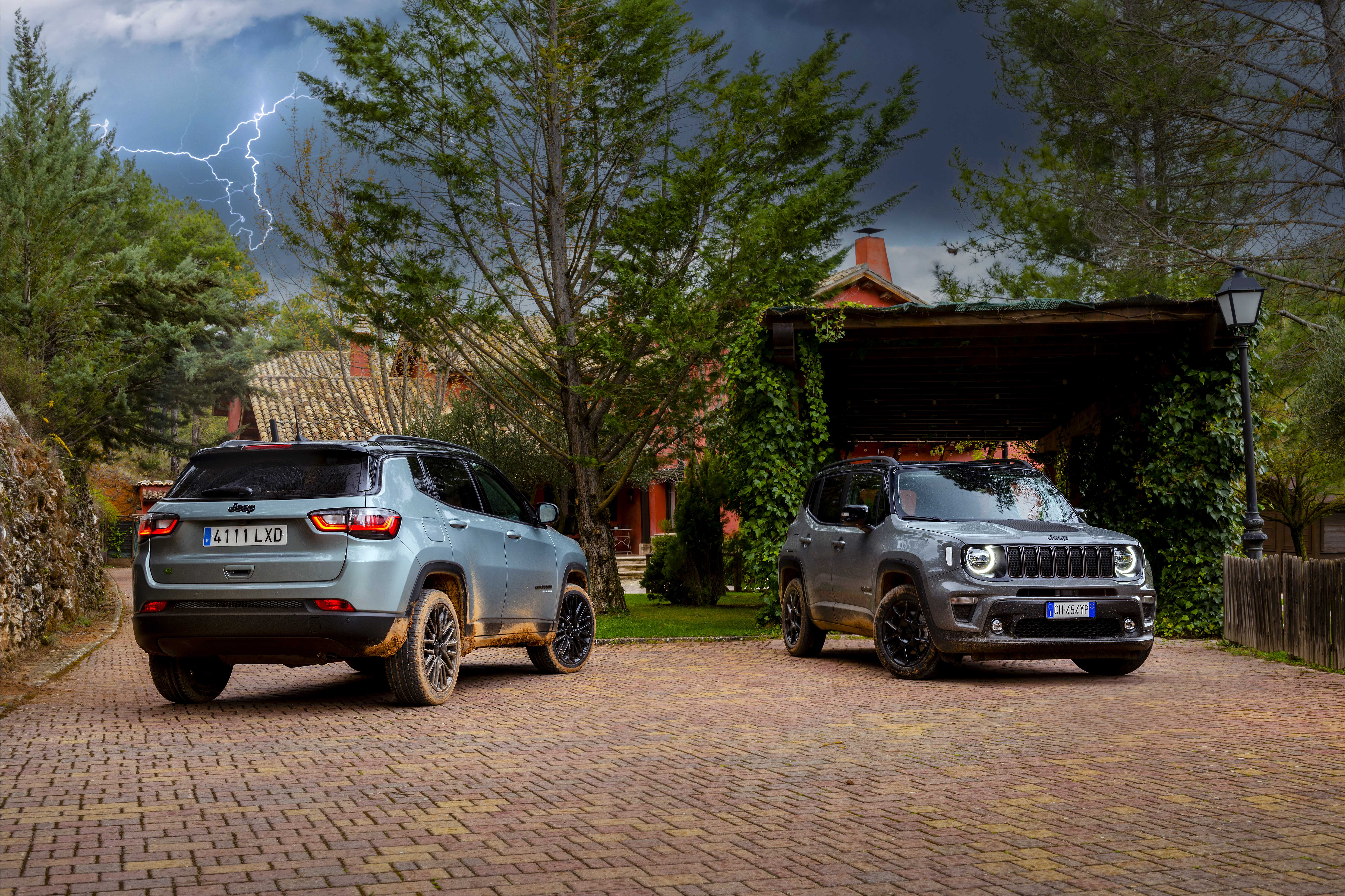 Nuevos Jeep Compass y Renegade e Hybrid
