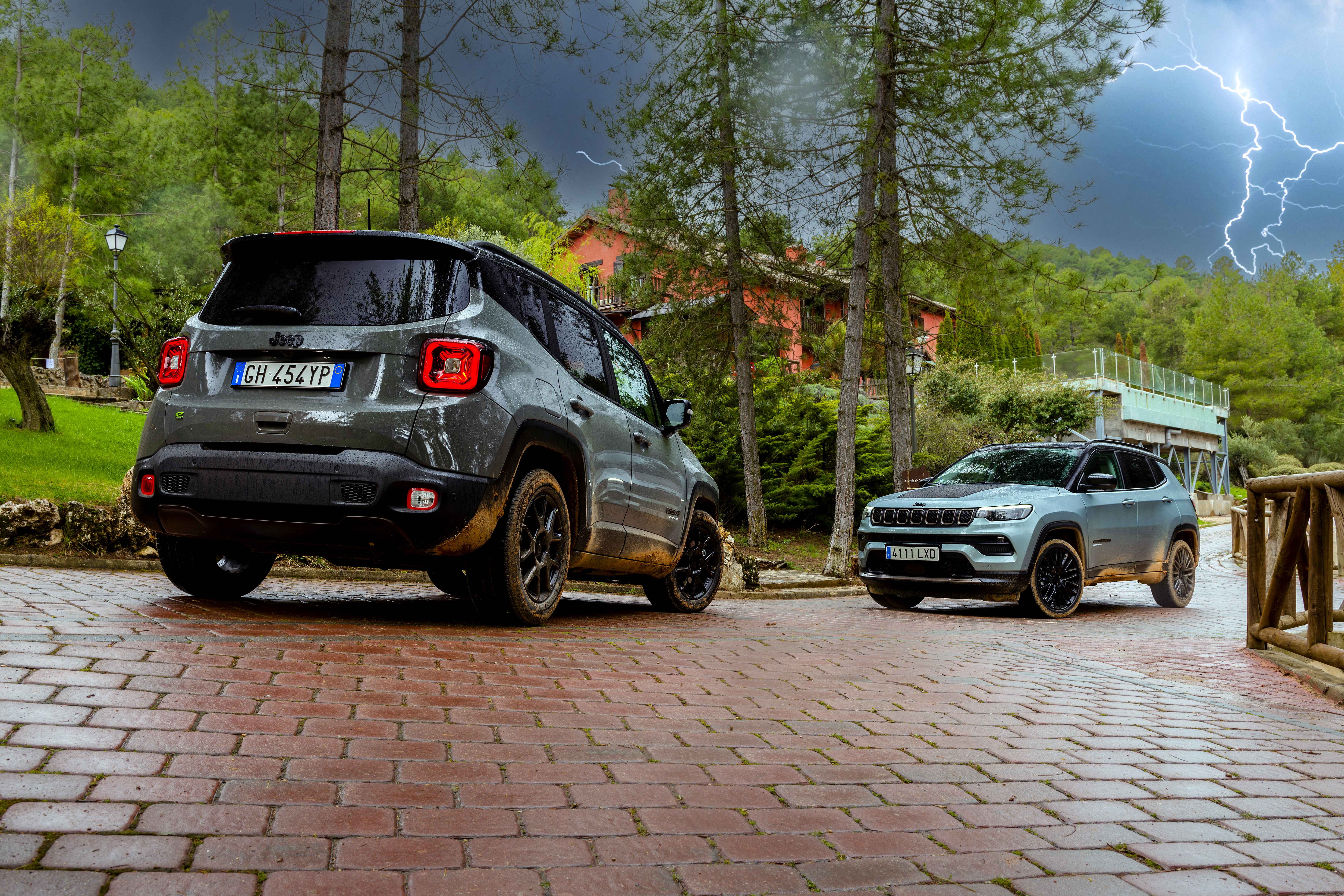 Nuevos Jeep Compass y Renegade e-Hybrid 