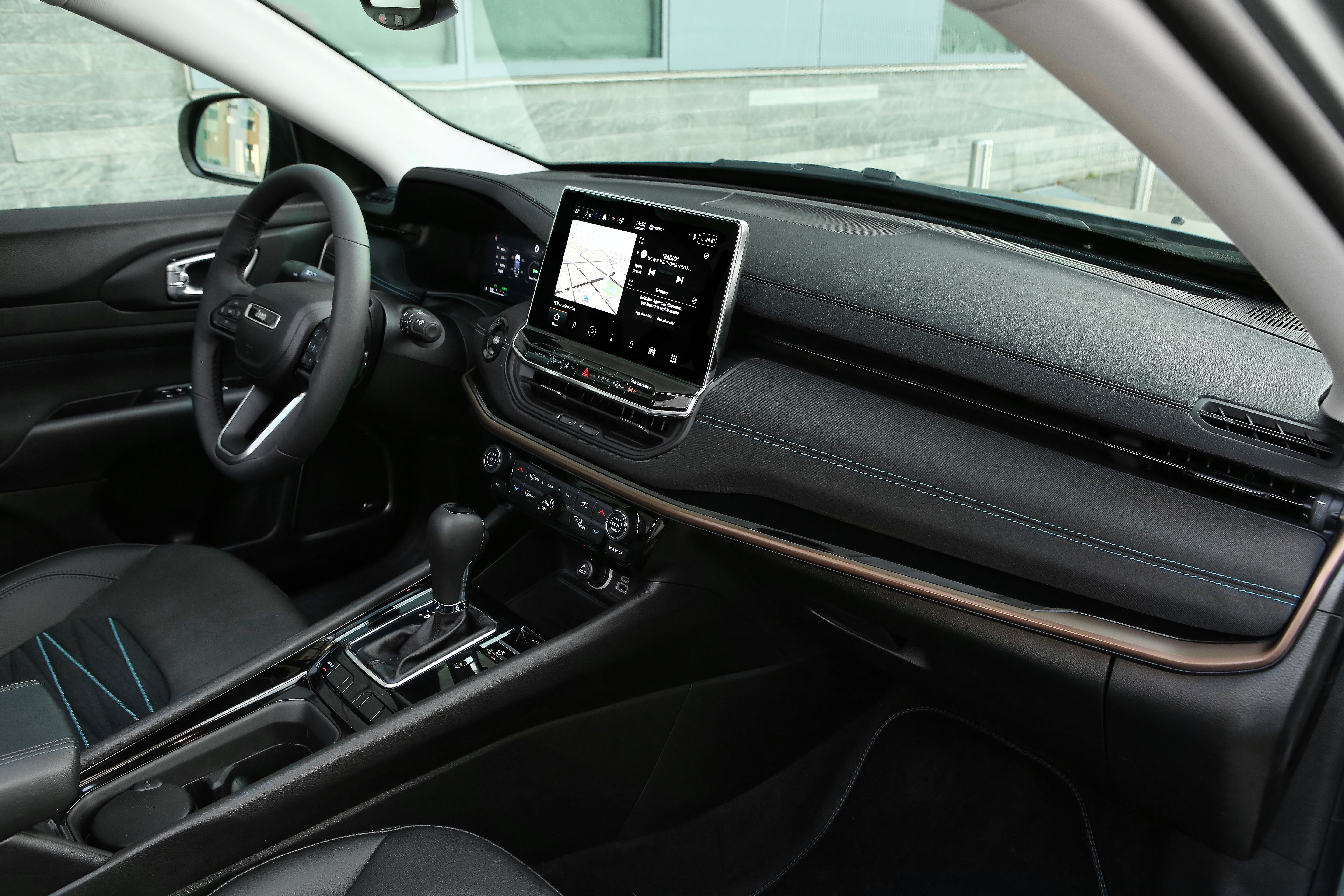 Nuevos Jeep Compass y Renegade e Hybrid
