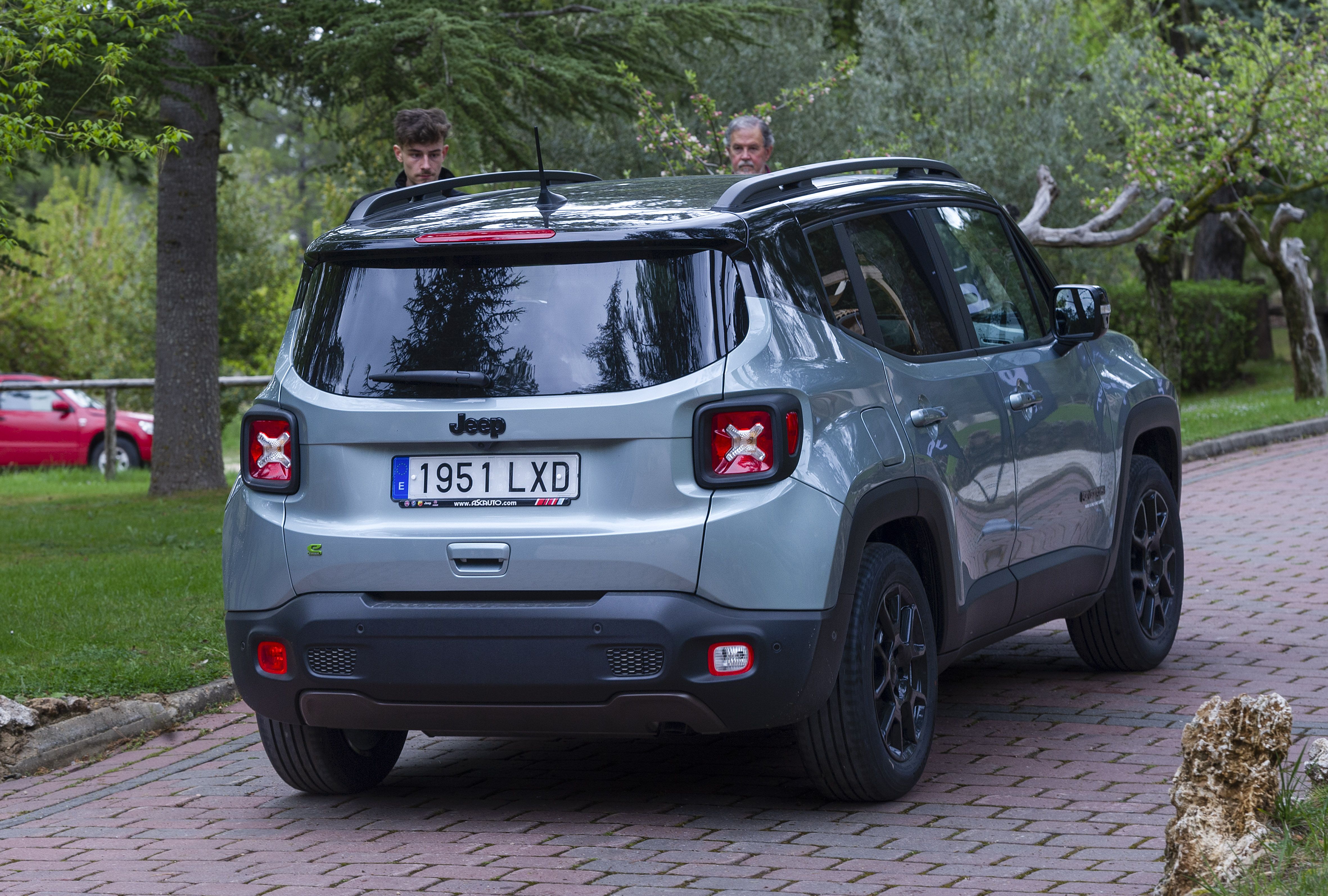 Nuevos Jeep Compass y Renegade e-Hybrid 