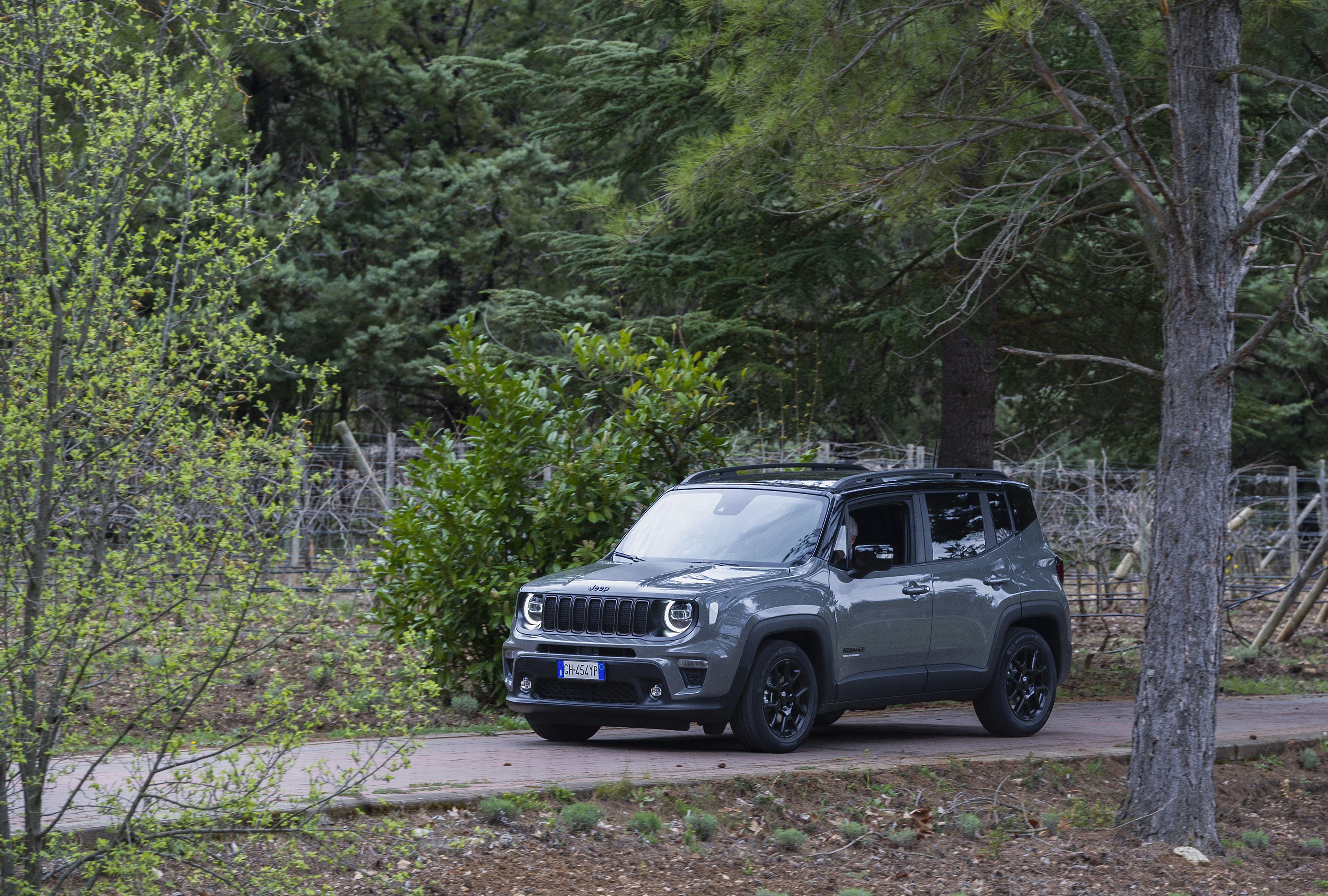 Nuevos Jeep Compass y Renegade e-Hybrid 