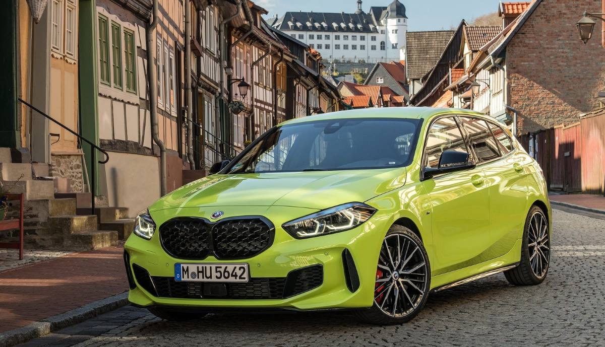 BMW m135i xDrive 2023 3