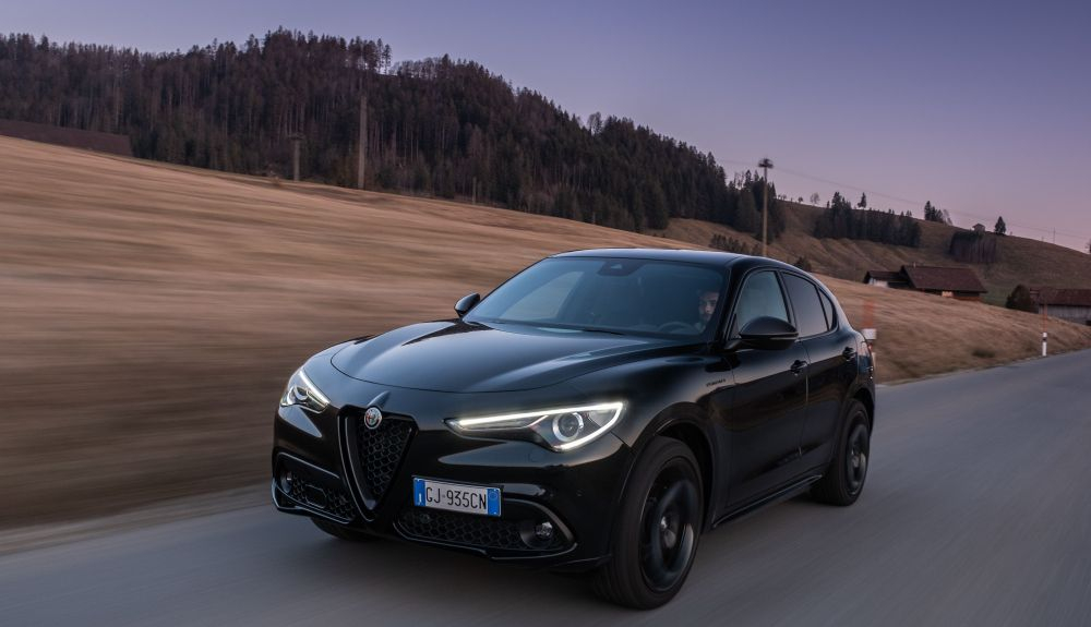 Alfa Romeo Stelvio Estrema Alfa Romeo Stelvio Estrema