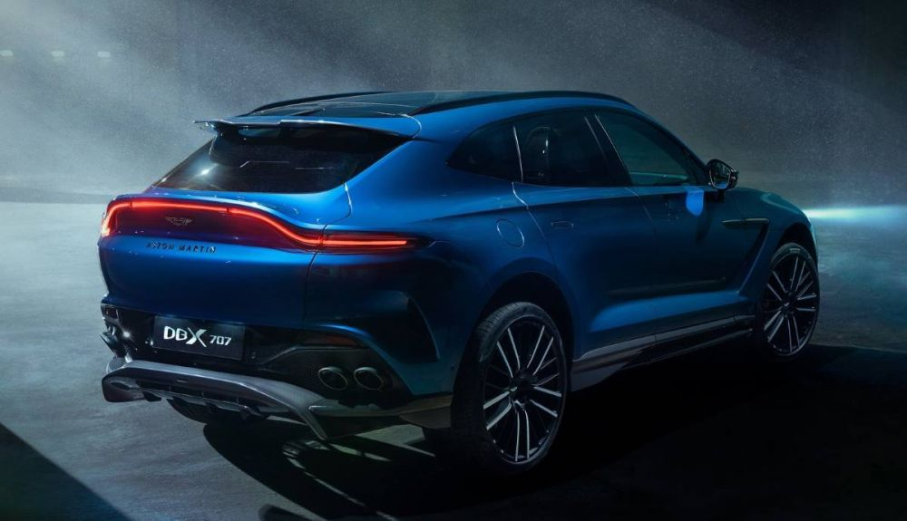 Aston Martin DBX707 2 Aston Martin DBX707 2