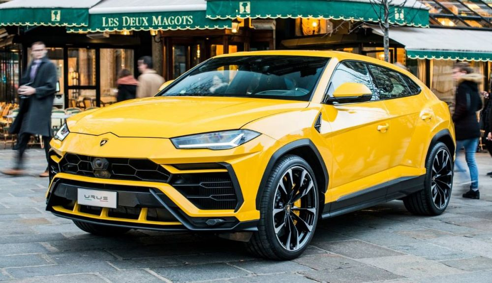 Lamborghini Urus 1 Lamborghini Urus 1