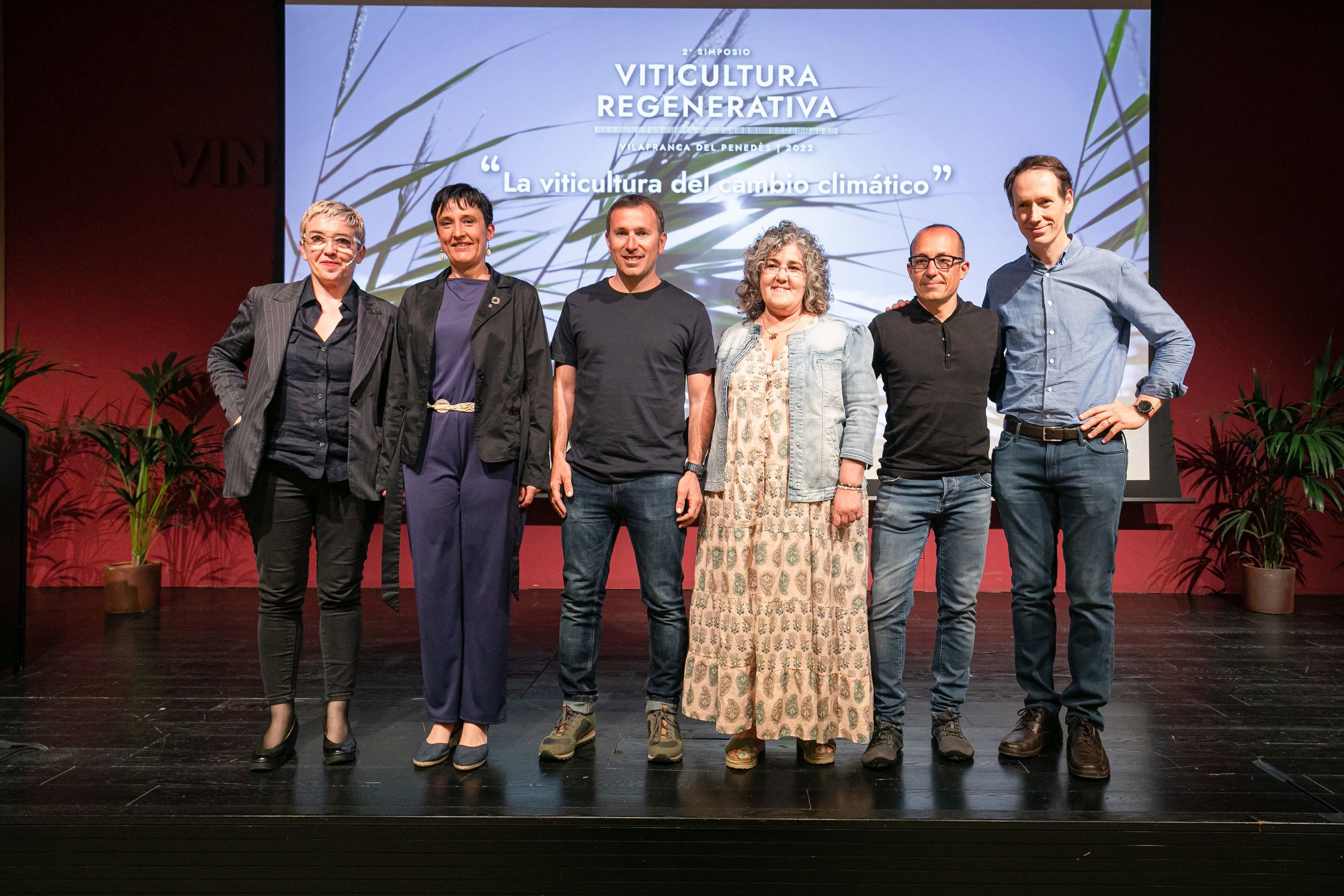 Participantes en el Simposio de Viticultura Regenerativa.