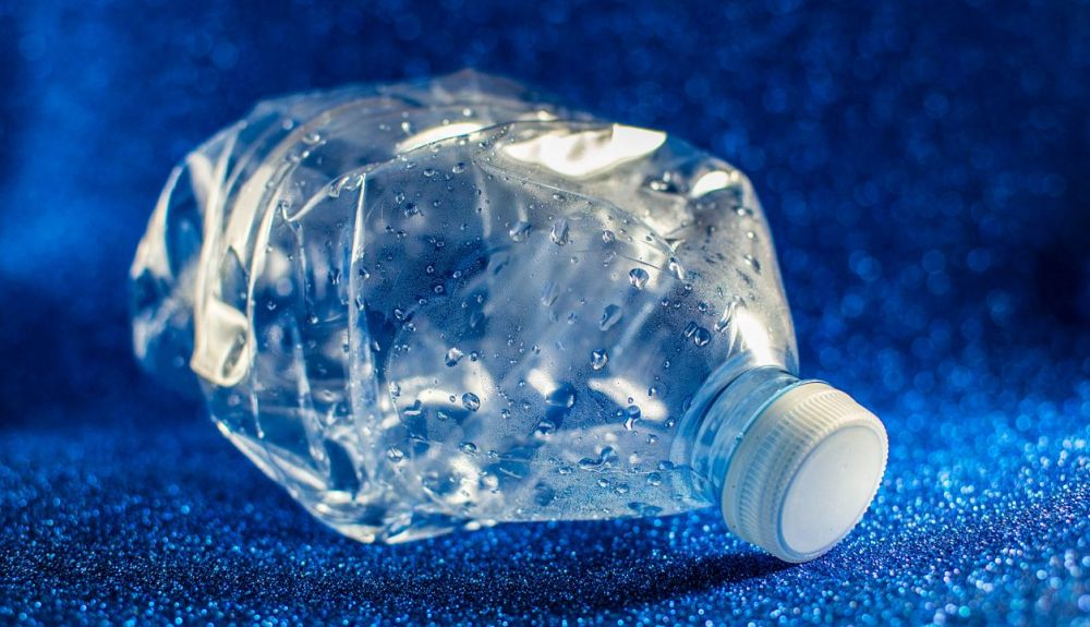 Esta enzima es capaz de potenciar el reciclaje de plásticos a gran escala. Esta enzima es capaz de potenciar el reciclaje de plásticos a gran escala.