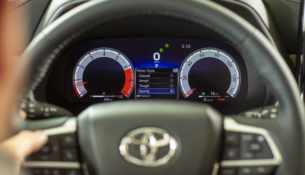 Toyota Highlander 2023 7