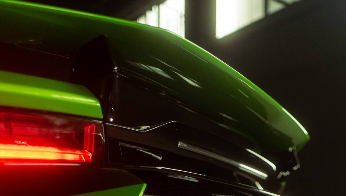Lamborghini Huracan Tecnica (4)