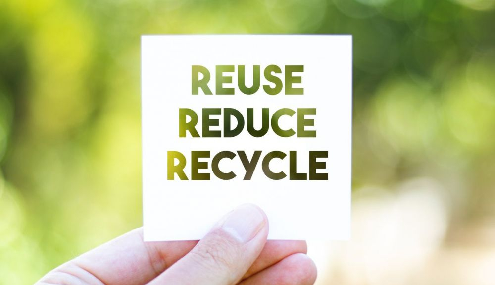 La regla que engloba las palabras reducir, reciclar y reutiliza (3R), para cuidar el medioambiente. La regla que engloba las palabras reducir, reciclar y reutiliza (3R), para cuidar el medioambiente.