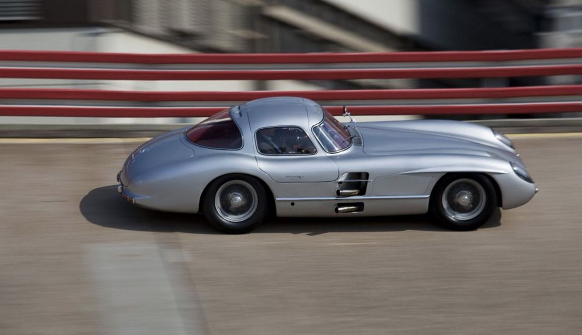 Qué tiene de único un Mercedes de los años '50 para pagar por él 135 millones de euros