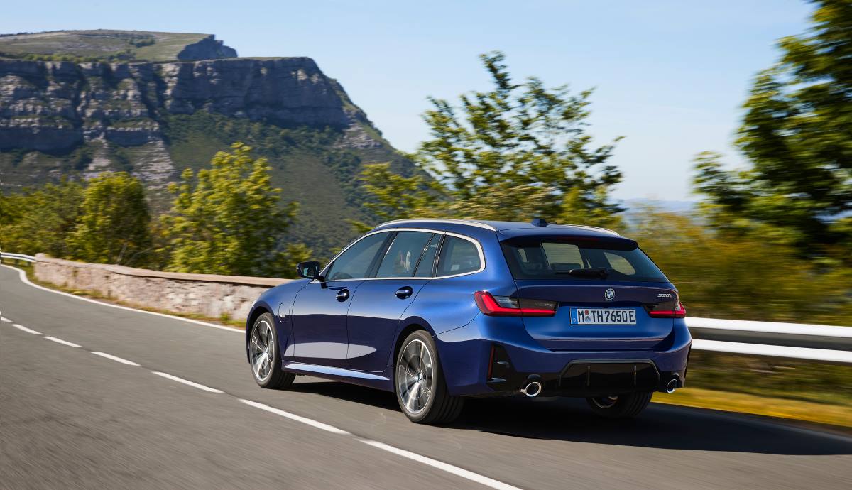 BMW Serie 3 2022 oficial 12