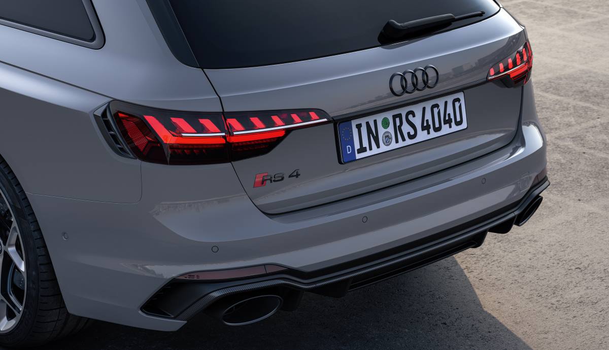 Audi RS 4 Avant competition plus 12