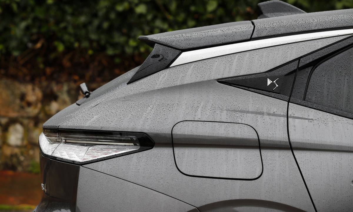 DS 4 E Tense 225 19