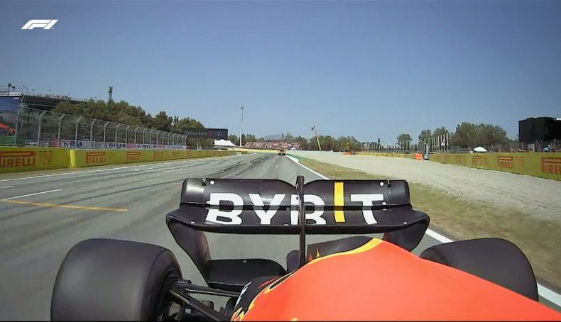 3 Problemas de DRS en el Red Bull de Verstappen y no podía adelantar a Russell 3 Problemas de DRS en el Red Bull de Verstappen y no podía adelantar a Russell