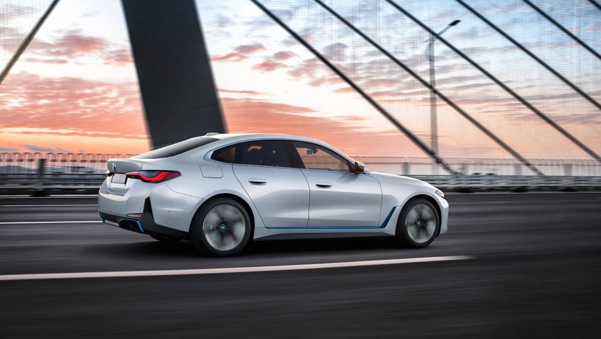 BMW i4 ya a la venta 6