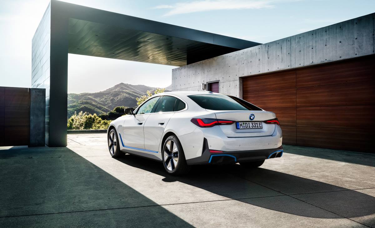 BMW i4 ya a la venta 8