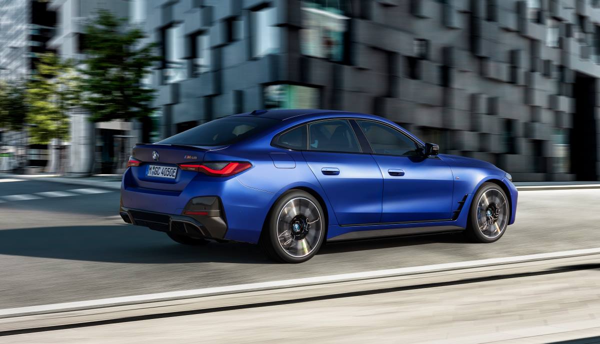 BMW i4 ya a la venta 12