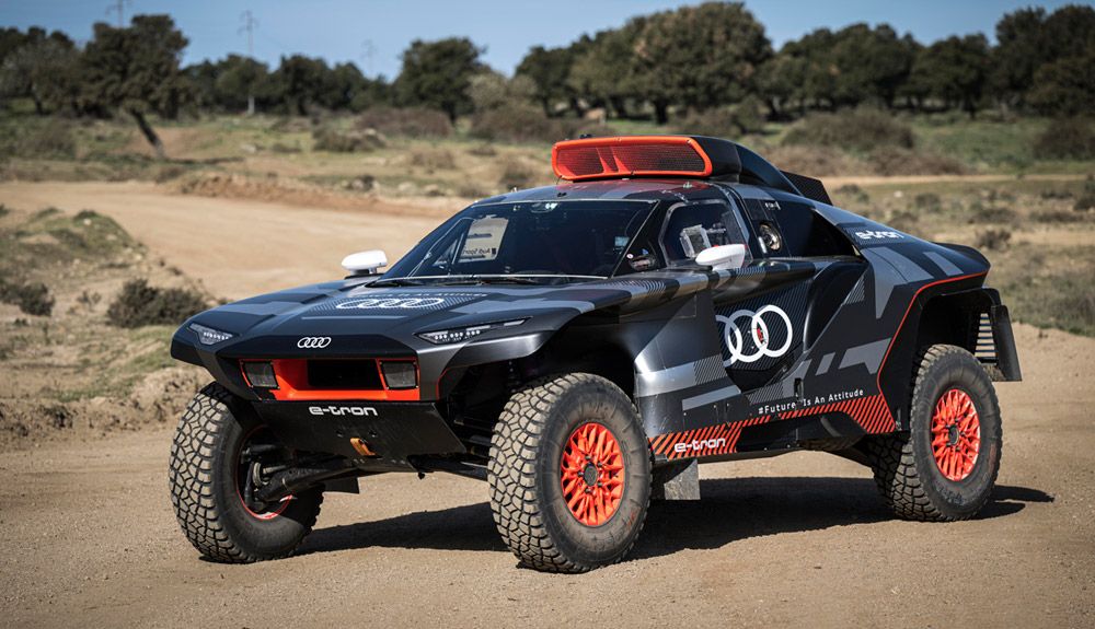 Nos subimos al Audi RS Q e-tron.