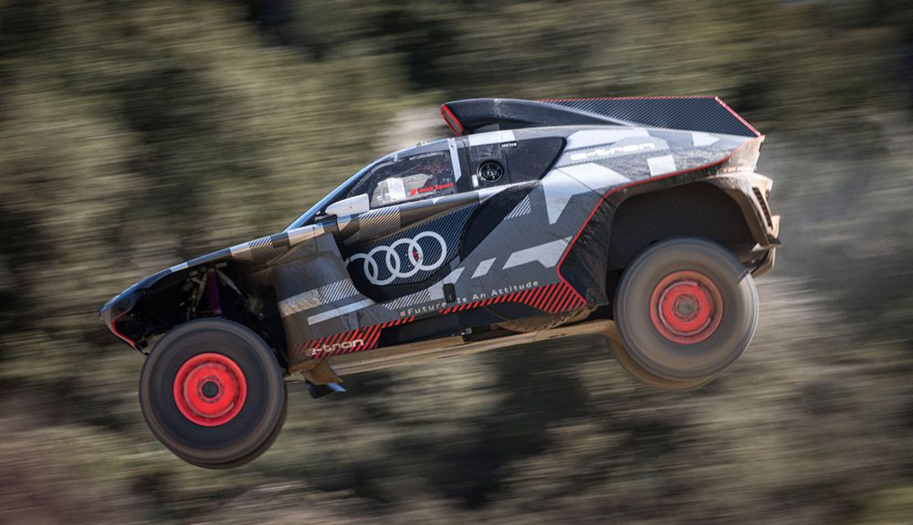 Nos subimos al Audi RS Q e-tron.