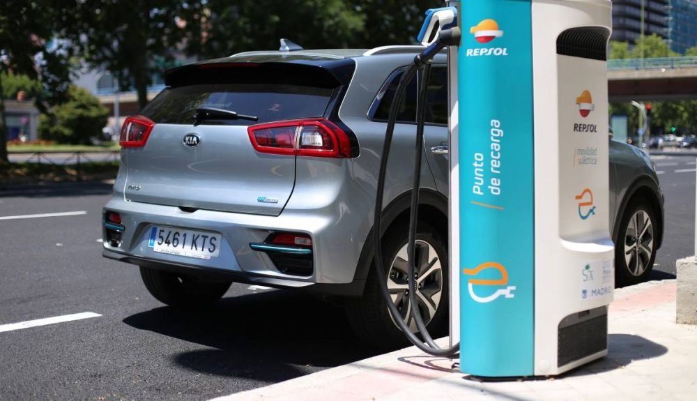 La gran novedad que llega a los coches eléctricos el 1 de enero y que puede revolucionar el mercado La gran novedad que llega a los coches eléctricos el 1 de enero y que puede revolucionar el mercado